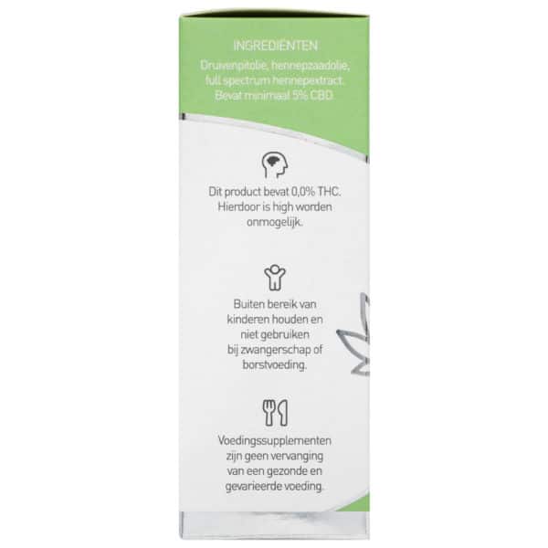 une boîte de dentifrice sur fond blanc.