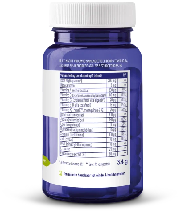Bouteille en plastique bleue avec un bouchon blanc comportant une étiquette en néerlandais énumérant les ingrédients et les informations nutritionnelles du complément multivitaminé Vitakruid – Multi Jour & Nuit® Femme (2 x 30 comprimés).